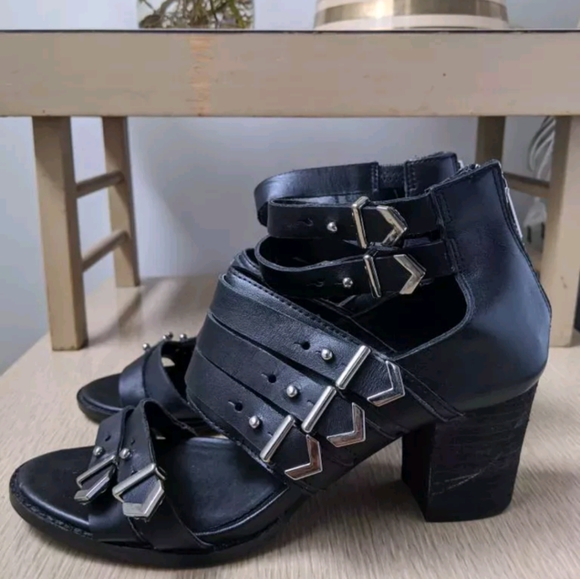 Shelley's London heeled sandals - Picture 1 of 2